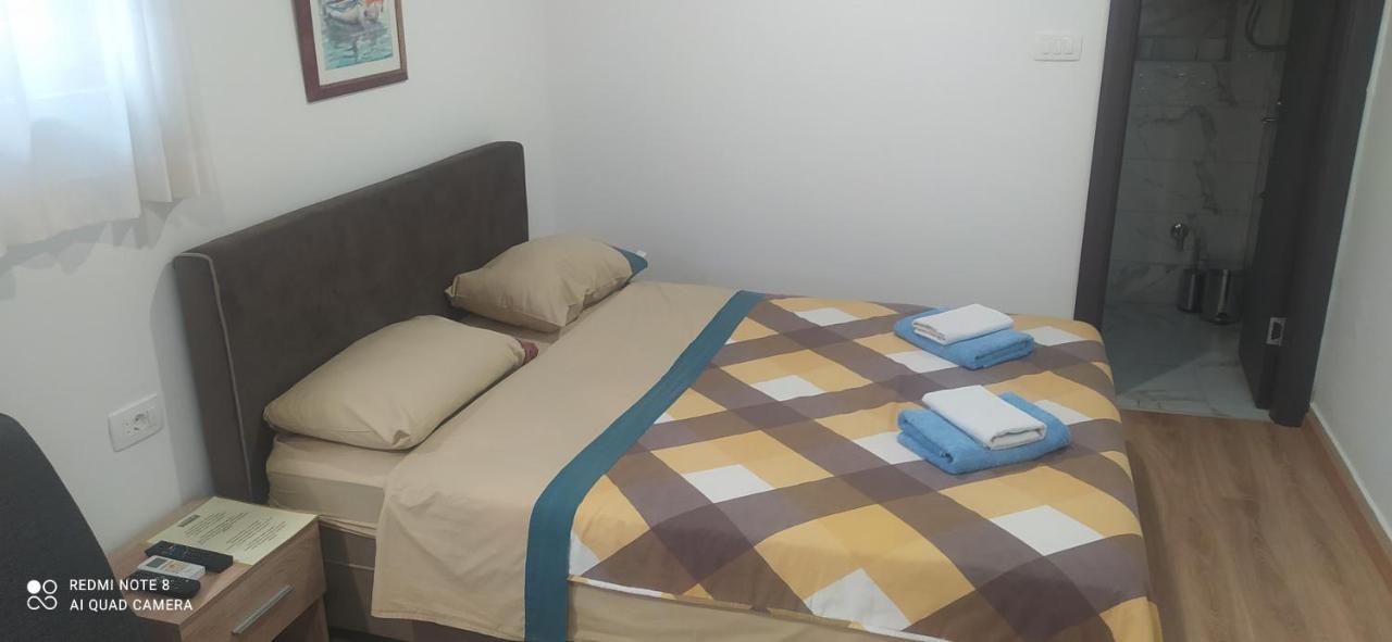 Apartments Erakovic Nikšić Bagian luar foto