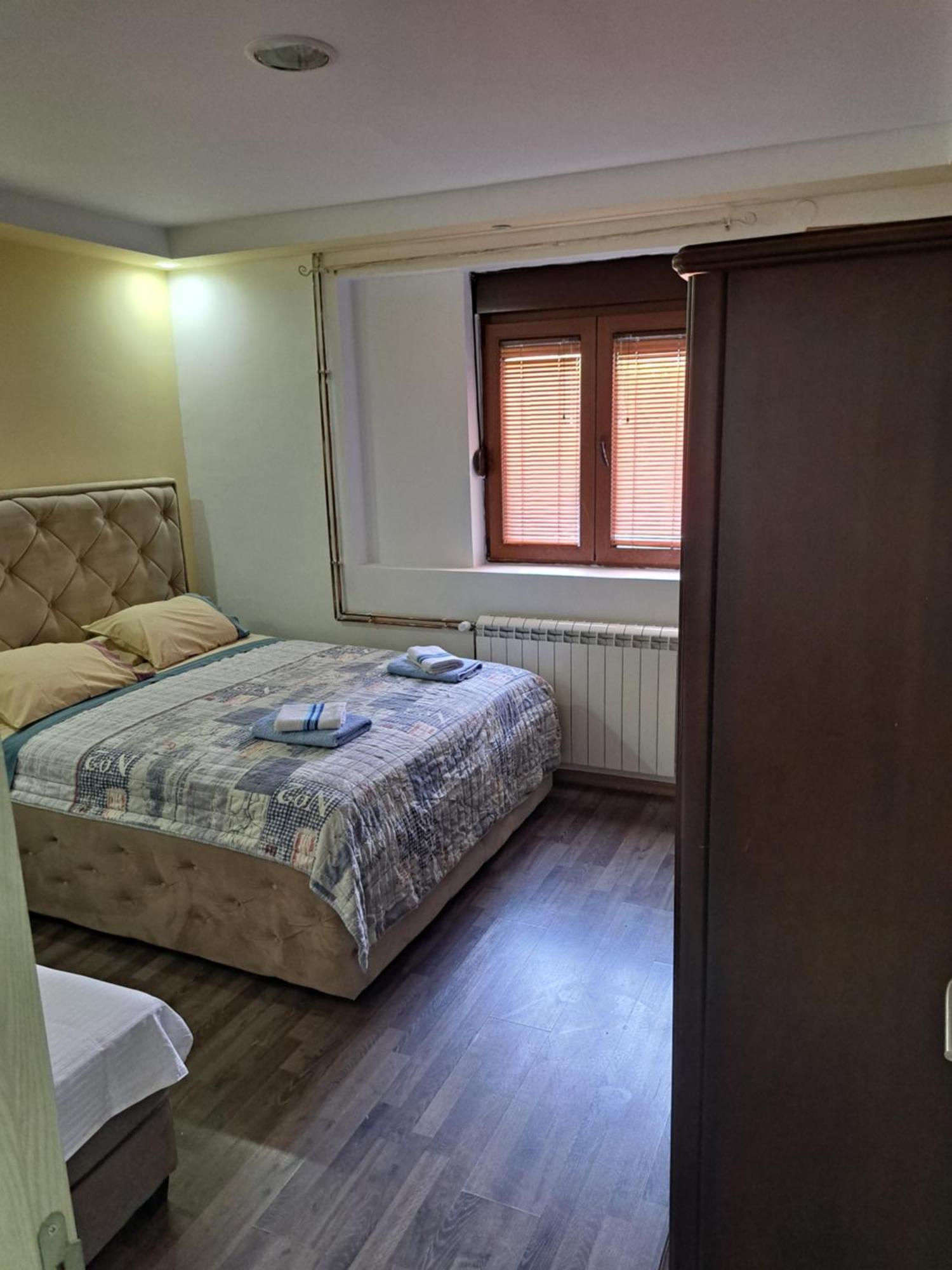 Apartments Erakovic Nikšić Bagian luar foto