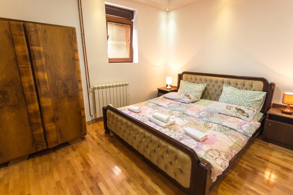 Apartments Erakovic Nikšić Bagian luar foto