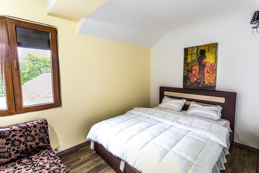 Apartments Erakovic Nikšić Bagian luar foto