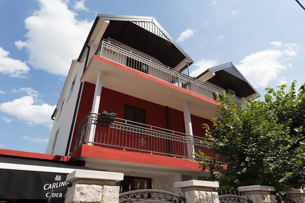 Apartments Erakovic Nikšić Bagian luar foto
