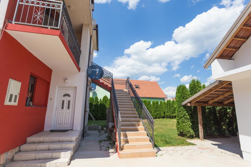 Apartments Erakovic Nikšić Bagian luar foto