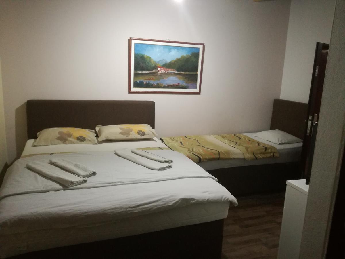 Apartments Erakovic Nikšić Bagian luar foto