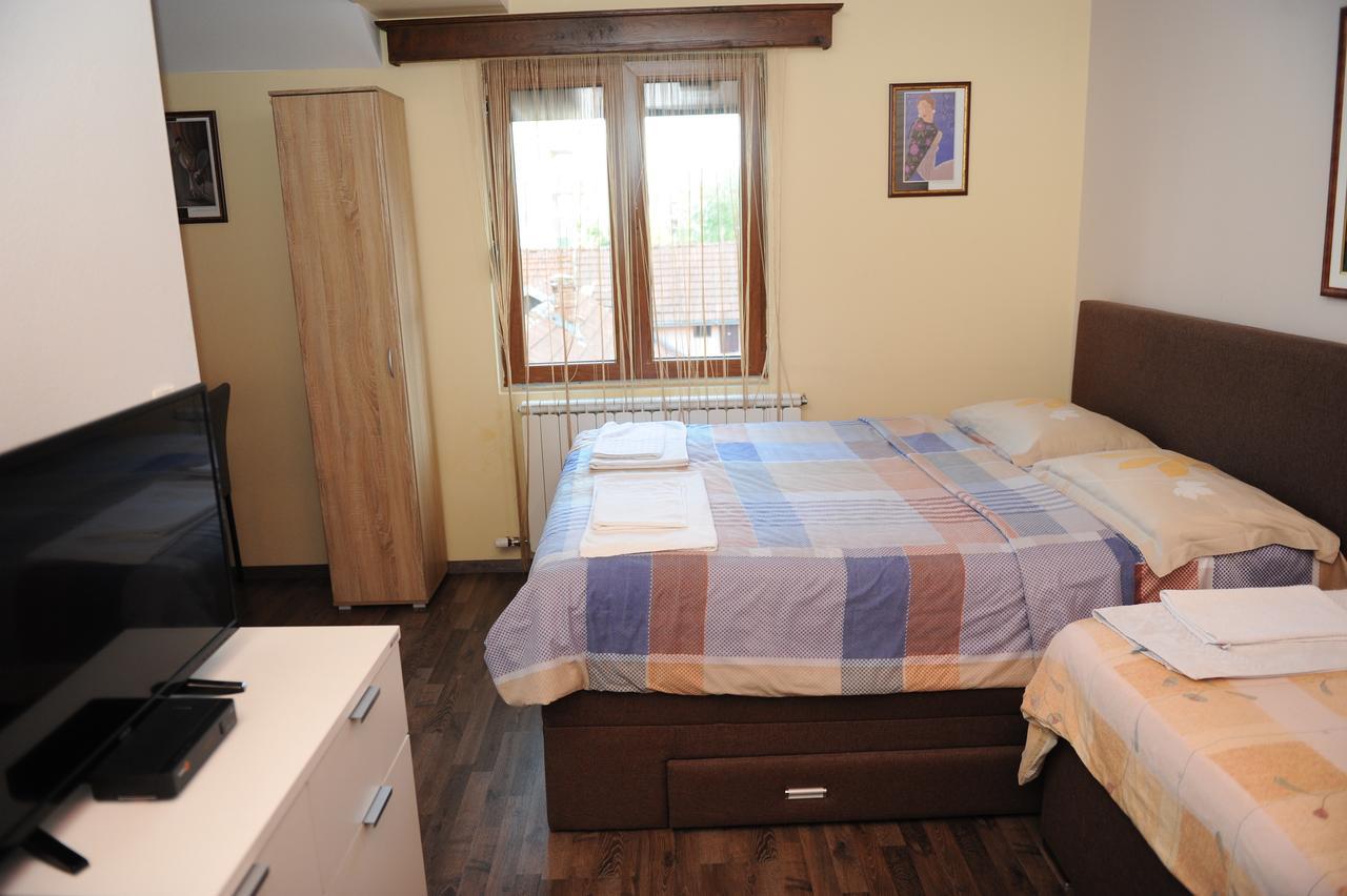 Apartments Erakovic Nikšić Bagian luar foto