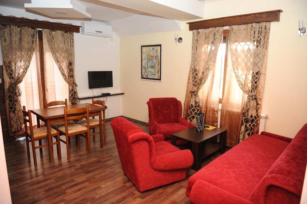 Apartments Erakovic Nikšić Bagian luar foto