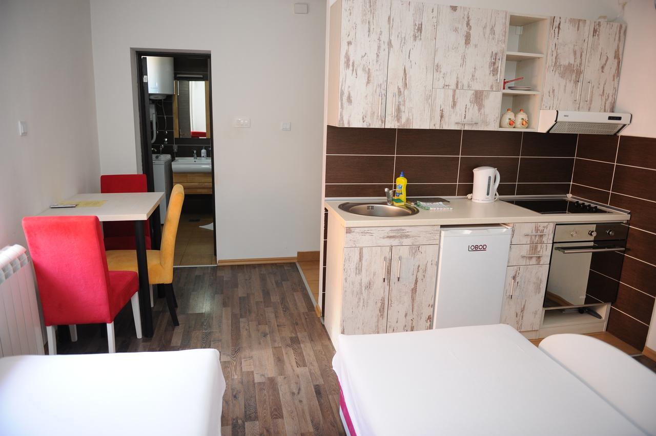 Apartments Erakovic Nikšić Bagian luar foto