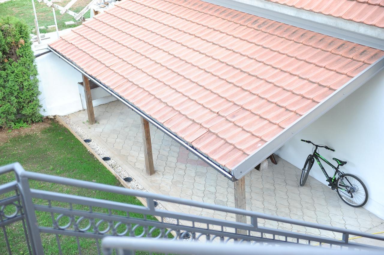 Apartments Erakovic Nikšić Bagian luar foto