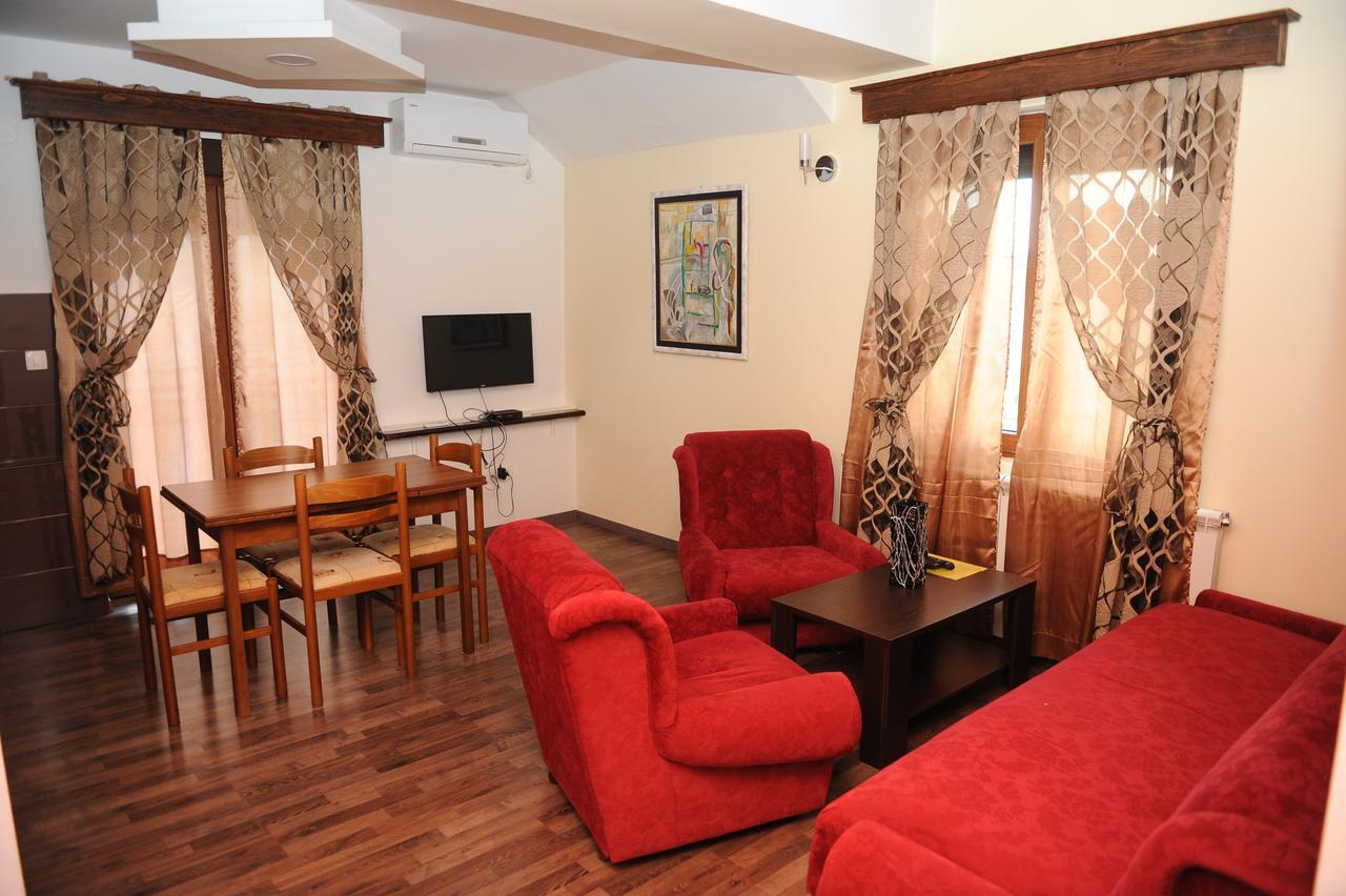 Apartments Erakovic Nikšić Bagian luar foto