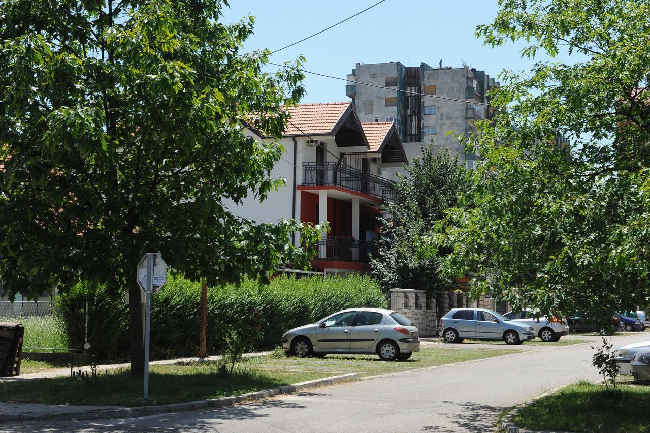 Apartments Erakovic Nikšić Bagian luar foto