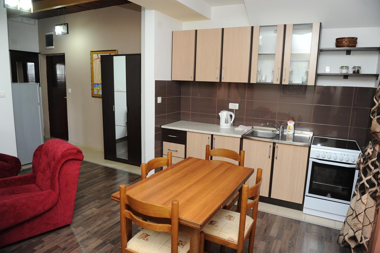 Apartments Erakovic Nikšić Bagian luar foto
